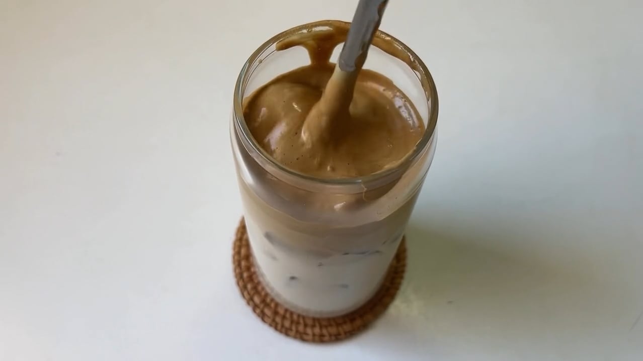 لاتيه مثلج